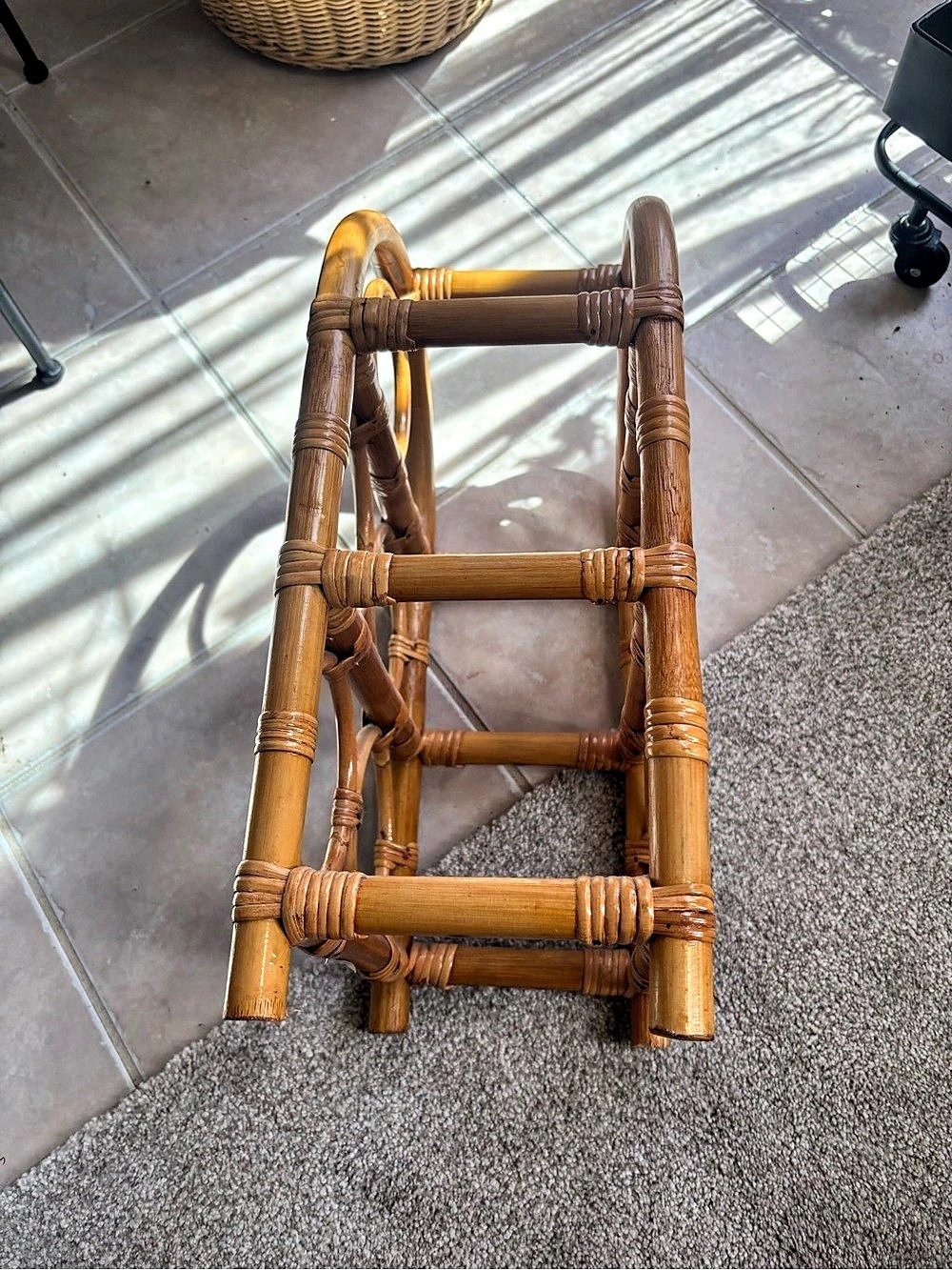 Rattan Wine Rack - Picture 5 of 10